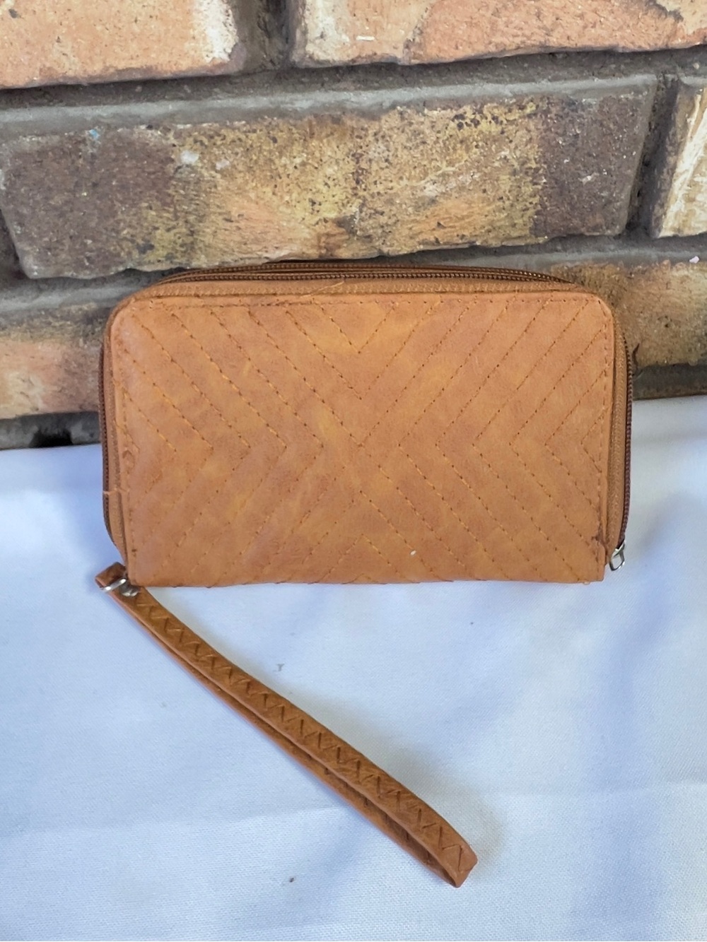 Chevron-Quilted Tan Wristlet Clutch with Detachable Strap